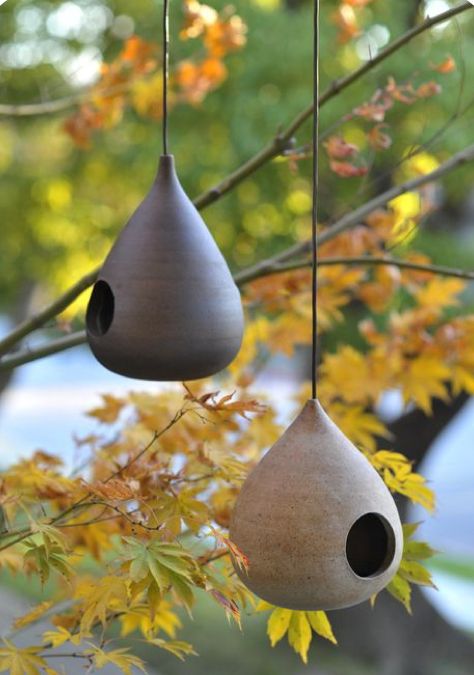 Wheel Thrown Bird House, Ceramics For The Garden, Pottery For The Garden, Beginner Pottery Projects, Pottery Bird Feeders, Beginner Pottery Wheel Projects, Bird House Designs, Pottery Wheel Projects, Pottery Wheel Diy