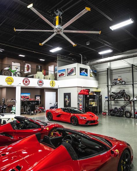 Detached Garage on Instagram: “What is your favorite Ferrari in this Garage? 🤔 Ferrari Friday coming in 🔥 😎 . . . Follow @detachedgarage for more ideas and awesome…” Ferrari Garage, Garage Designs, Small Garage, Car Workshop, High Performance Cars, Garage Design, What Is Your Favorite, Dream Garage, Detached Garage