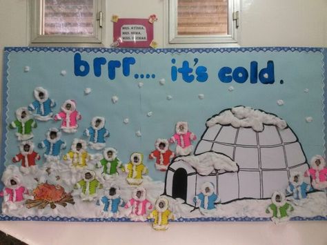 Igloo Bulletin Board Ideas, Igloo Craft, Home Daycare Ideas, Winter Board, Christmas Bulletin Boards, Preschool Boards, Winter Bulletin, Winter Activities Preschool, Winter Bulletin Boards