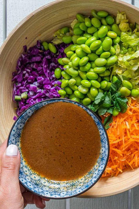 Miso Ginger Salad, Poke Bowl Dressing Recipe, Poke Bowl Salad, Poke Bowl Dressing, Poke Bowl Sauce, Vegan Japanese Recipes, Ginger Miso Dressing, Miso Dressing Recipe, Miso Salad