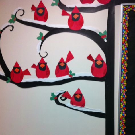 Red Bird Craft Preschool, Cardinal Bulletin Board Ideas, Grey Lengha, Bird Crafts Preschool, Kindergarten January, Winter Classroom Door, Acorn Painting, Door Decorations Classroom Christmas, Red Cards