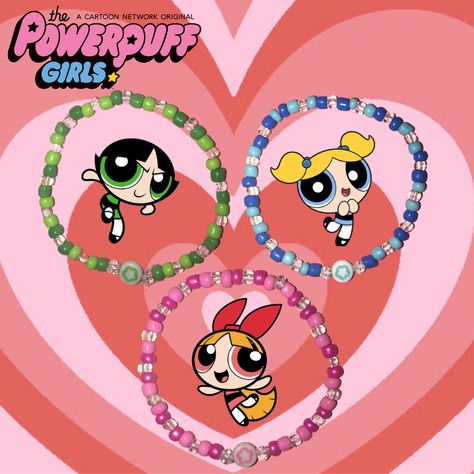 Power Puff Girls Bracelet, Powerpuff Girls Bracelet, Powerpuff Bracelet, Diy Bff, Beaded Jewelry Bracelets, Friendship Bracelets With Beads, Kandi Bracelets, Puff Girl, Bead Charms Diy