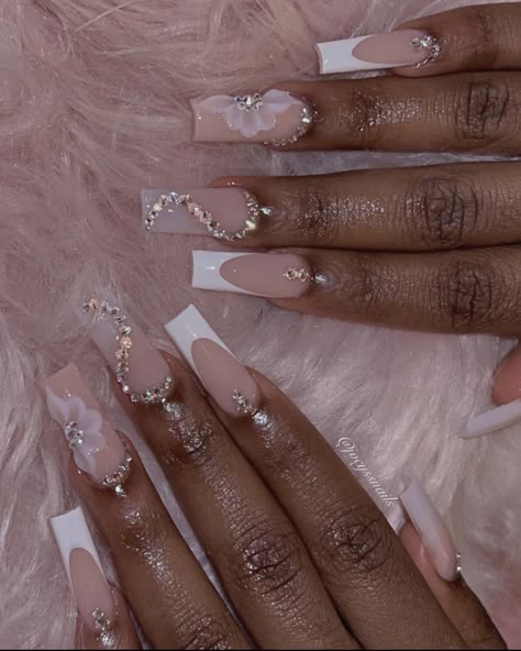 Pink And White Nail Art, Buchona Nails, Sweet 16 Nails, Acrylics Nails, Quinceanera Nails, Nail Aesthetic, Colors Nails, Pink Glitter Nails, Long Acrylic Nail Designs