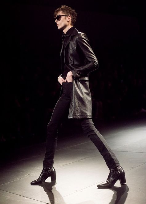 Leather jacket, skinny jeans and cuban heels at Saint Laurent AW15 PFW. See more here: http://www.dazeddigital.com/fashion/article/23376/1/saint-laurent-aw15 Mens Heeled Boots, Cuban Heel Boots, Saint Laurent Boots, Mens Leather Coats, Mens Fashion Work, Men In Heels, Ryan Guzman, Karl Urban, Joe Manganiello