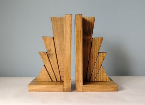 Art Deco Bookends, Bookend Ideas, Art Deco Bookshelf, Book Stopper, Unique Bookends, Diy Bookends, Rustic Books, Rustic Bookshelf, Art Deco Wood