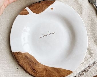 Wabi Sabi Inspiration, Farmhouse Dinnerware, Rustic Plates, Dining Ware, Handmade Plates, Ceramic Platters, Keramik Design, Island Decor, Stoneware Dinnerware