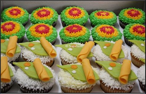 Cupcake onam Onam Theme, Theme Cupcakes, Same Energy, Festival Celebration, Interesting Food, Themed Cupcakes, Good Fortune, Interesting Food Recipes, Beautiful Cakes