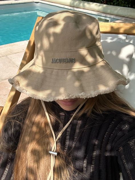 Jacquemus Hat Outfit, Cute Bucket Hat Outfits, Bucket Hat Outfits, Bucket Hat Outfit, Diy Makeup Bag, Digital Closet, Aesthetic Coffee, Summer 24, Outfits With Hats