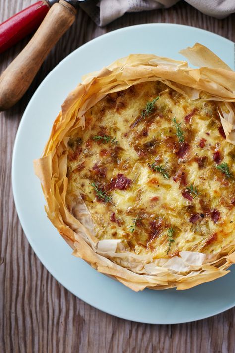 Bacon and leek filo tart Phyllo Tart Recipes, Filo Tart Recipes, Phyllo Dough Quiche, Filo Quiche Recipes, Savoury Filo Pastry Recipes, Fillo Pastry Recipes Savoury, Quiche With Filo Pastry, Phyllo Quiche, Filo Savoury Recipes