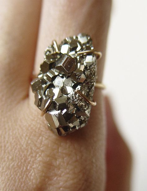 CIJ SALE Pyrite Crystal Gold Ring by friedasophie on Etsy Pyrite Ring, Trinity Ring, Ring Man, Druzy Jewelry, Pyrite Crystal, Etsy Gold Ring, Bohemian Rings, Gold Filled Ring, Earrings Rings