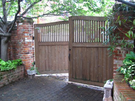 gate Pool Gates, Wood Gates Driveway, Driveway Entrance Landscaping, Gates Driveway, Wood Gates, Main Gates, Wooden Gates Driveway, Pool Gate, Wooden Gate