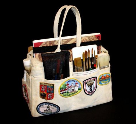 I am an organized person by nature and the idea of having everything I need for a sketch outing in a compact organized space delights ... Brenda Swenson, Travel Art Kit, Artist Bag, Art Supplies Bag, Artist Supplies, Everyday Art, Art Case, Sedona Arizona, Art Bag