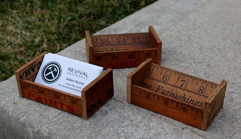 Reclaimed Wooden Business Card Holders - vintage yardsticks Ruler Crafts, Wooden Business Card Holder, Card Holder Diy, Wooden Business Card, Business Card Displays, Wood Business Cards, Business Card Stand, Yard Sticks, Reclaimed Wood Desk