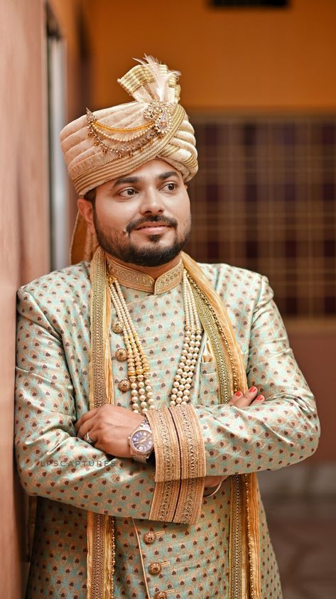 Groom Single Poses Indian Wedding, Dulha Singal Pose, Wedding Boy Poses, Singal Dulha Pose, Groom Poses Indian Wedding, Dulha Closeup, Dulha Single Pose, Groom Single Poses, Dulha Pose