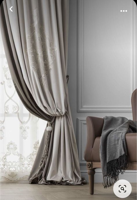 Classic Curtains Living Room, Classic Curtains Classy, Luxury Curtains Living Room, Opulent Bedroom, Elegant Draperies, Classic Curtains, Glam Living Room Decor, Bedroom Curtain Ideas, Living Room Curtain