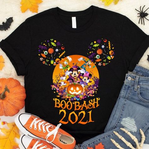 Pumpkin Family, Disney Halloween Shirts, Disney World Shirts, Scary Halloween Party, Couples Sweatshirts, Mickey Head, Halloween 2023, Lady And The Tramp, Disney Family