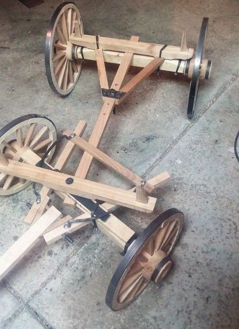 Diy Carriage, Small Wood Projects Diy, Antique Wagon, Casa Hobbit, Wood Wagon, Pins Ideas, Wooden Wagon, Wood Projects Diy, Small Woodworking Projects