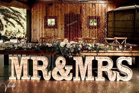 Light Up Letters Wedding Table, Mr Mrs Letters Wedding Ideas, Mr And Mrs Light Up Letters, Large Light Up Letters Wedding, Big Letters Wedding, Wedding Letters Decor, Large Light Up Letters, Initial Decor, Queen Wedding