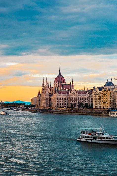 In Central and Eastern Europe, you’ll find some of the most spectacular landscapes, architecture—castles, churches and war memorials—as well as some of the most colorful, inviting cultures in the world. But what’s the best way to see it all? An AmaWaterways cruise down the Danube River, of course. With a River Cruise your hotel travels with you and you just enjoy the scenery along the way. Best River Cruises In Europe, Landscapes Architecture, Viking Cruises Rivers Danube, Europe River Cruise, Seine River Dinner Cruise, Veliko Tarnovo, River Cruises In Europe, Danube River Cruise, Book Fanart