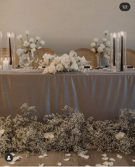 Sweetheart Table Romantic, Gypsophila Top Table Arrangement, White Cherry Blossom Tree Wedding, Simple Wedding Isles Decoration Indoor, Sweethearts Table Backdrop, Gypsophila Wedding Decoration Table, Sweetheart Table Wedding Babys Breath, Babys Breath Wedding Tables, Gypsophila Table Decorations