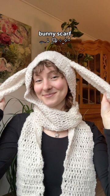 xallua on Instagram: "hooded scarf pattern available on etsy <3" Scarf Hoodie Crochet, Cat Scarf Crochet, Hooded Crochet Scarf, Crochet Scarf Hood, Hood Scarf Crochet, Crochet Hooded Scarf Pattern Free, Crochet Scarf Hat, Knit Hooded Scarf, Hooded Scarf Crochet