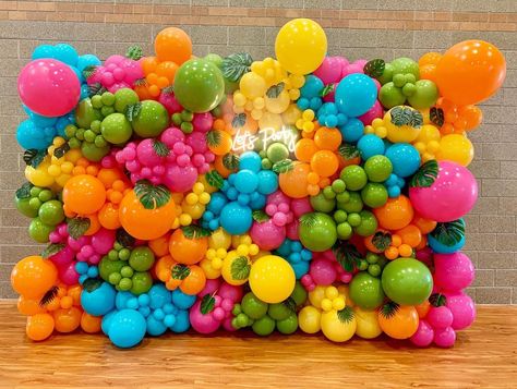 Summer Balloon Decor, Summer Balloon Garland, Baloon Wall, Floral Balloon Garland, Balloon Wall Decorations, Party Snack Table, Themed Wedding Reception, Birthday Props, Mexican Party Theme