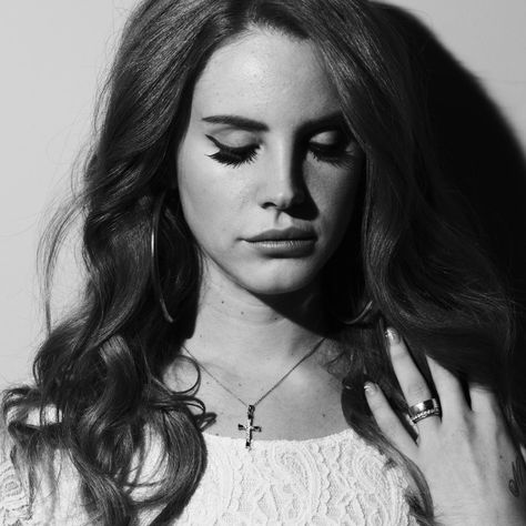 Lana Del Rey on Tumblr Live Laugh Lana, Sparkle Jump Rope Queen, Lana Rey, Elizabeth Grant, Late Birthday, Lizzy Grant, Lana Del Ray, Coney Island, Jump Rope