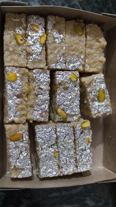 Bangali Mithai, Prasad Snap, Sweets Snapchat Story, Indian Sweets Aesthetic, Mithai Snap, Delicious Food Image, Snickers Chocolate, Sweet Dumplings, Eating Food Funny