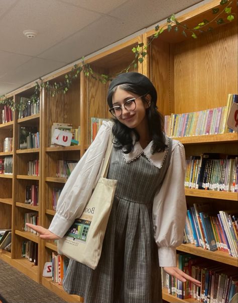 Plaid dress with white button up outfit picture. Posing in a library Colorful Librarian Outfit, Library Worker Outfit, Librarian Clothing Aesthetic, Cool Librarian Outfit, Cute Librarian Aesthetic, Bookish Outfits Librarian Chic, Cozy Librarian Outfit, Library Aesthetic Clothes, Librarian Core Fashion