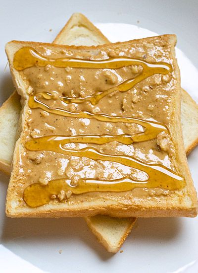 Peanut butter and honey sandwich Peanut Butter And Honey Toast, Peanut Butter On Toast, Weird Food Combinations, Honey Sandwich, Peanut Butter And Honey, Devney Perry, Ice Cream Inspiration, Peanut Butter Toast, Food Combinations