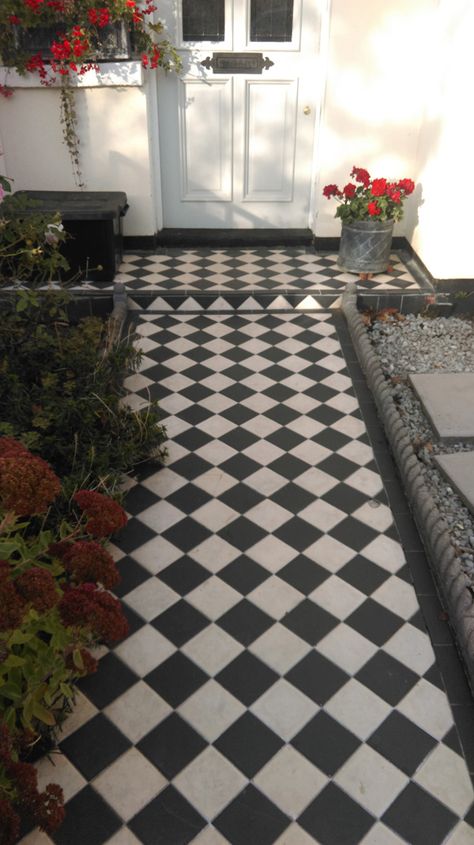 Victorian Hallway Tiles, Hallway Tiles Floor, Octagon Tile, Mosaic Floor Tiles, Victorian Hallway, Small Front Gardens, Victorian Porch, Victorian Floor Tiles, Outdoor Paving