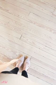 How To Bleach Hardwood Floors, Bleaching Hardwood Floors, Pickled Floors, White Wash Wood Floors, White Wash Oak Floor, White Hardwood Floors, Oak Floor Stains, White Washed Pine, White Washed Floors