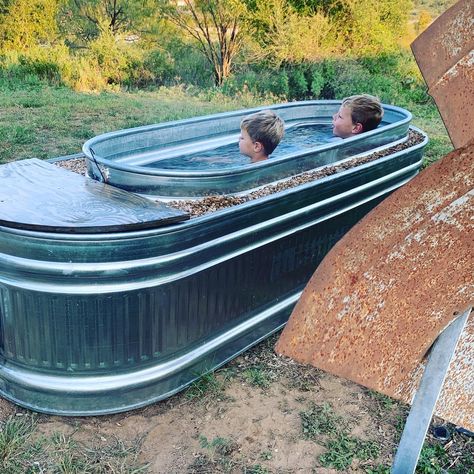 Stock Tank Hot Trough Tutorial Water Trough Tub, Water Trough Hot Tub Diy, Stock Tank Hot Tub Diy, Trough Hot Tub, Stock Tank Tub, Cowboy Pools, Rustic Bathroom Ideas Farmhouse, Poly Stock Tank, Rustic Hot Tubs