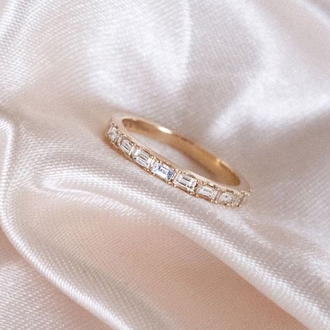 Baguette Cut Wedding Band, Rose Gold Diamond Wedding Band, Baguette Band Ring, Baguette Eternity Band, Baguette Band, Baguette Wedding Band, Baguette Diamond Band, Halo Band, Baguette Diamond Rings