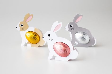 https://design.cricut.com/landing/project-detail/64001c9ef9244b87b195e6ee Egg Holders, Candy Egg, Packing Ideas, Egg Holder, Cricut Design Space, Cute Bunny, Design Space, Creative Ideas, Cricut Design