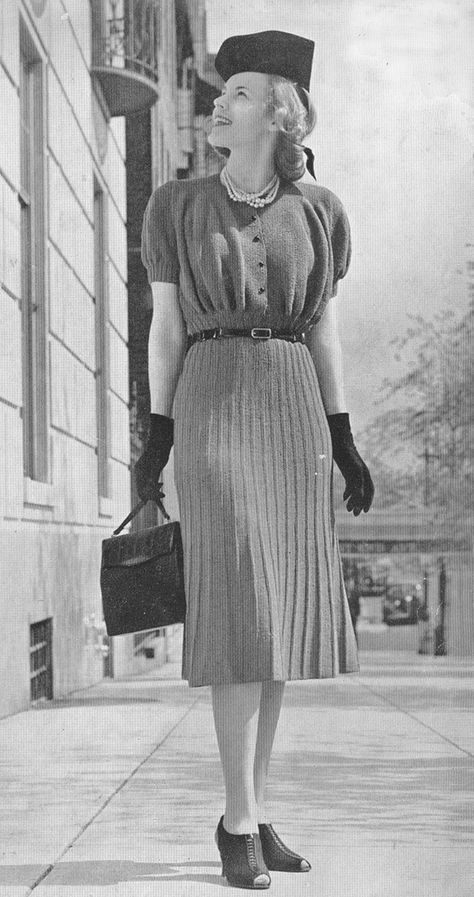 1939 Knit Ribbed Dress | Rita Holcomb | Flickr 1940s Cocktail Dress, 1930s Woman, 1930s Women, 1930s Fashion Women, 39 Steps, 1920s Fashion Women, Vintage 1930s Dress, 1930 Fashion, Fashion 30s