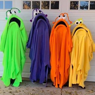 Monster Costume Diy, Yip Yip Costume, Creative Ministry, Celebrities Tattoos, Halloween Costumes Diy Couples, Diy Couples Costumes, Country Halloween, Easy Diy Costumes, Diy Costumes Women