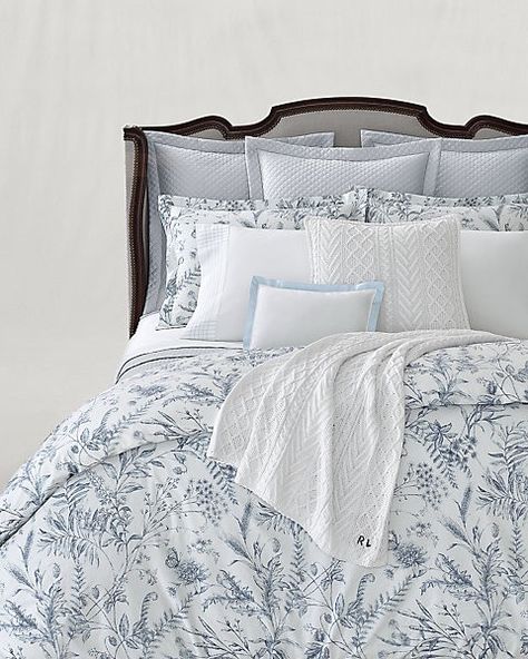 Toile Bedding French Country, Blue And Cream Bedroom, Toile Bedding, Parisian Garden, Cream Bedrooms, Blue Toile, Blue Bedding, Ralph Lauren Home, Bedding Collections