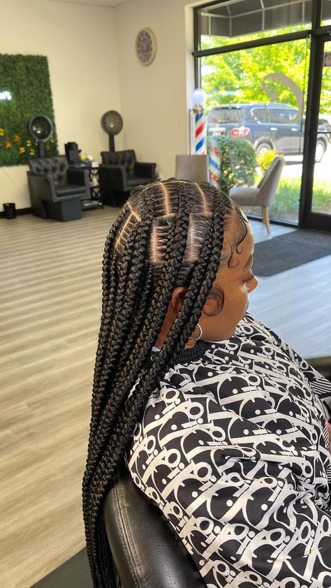 Cornrow Hairstyles Updo, Black Woman Braided Hairstyles, Braids 2024 For Black Women, Feed In Braid Styles, Feed In Braids With Designs, Plaits Box Braids, Braid Ideas For Black Women, Scalp Braids For Black Women, Kids Cornrow Hairstyles