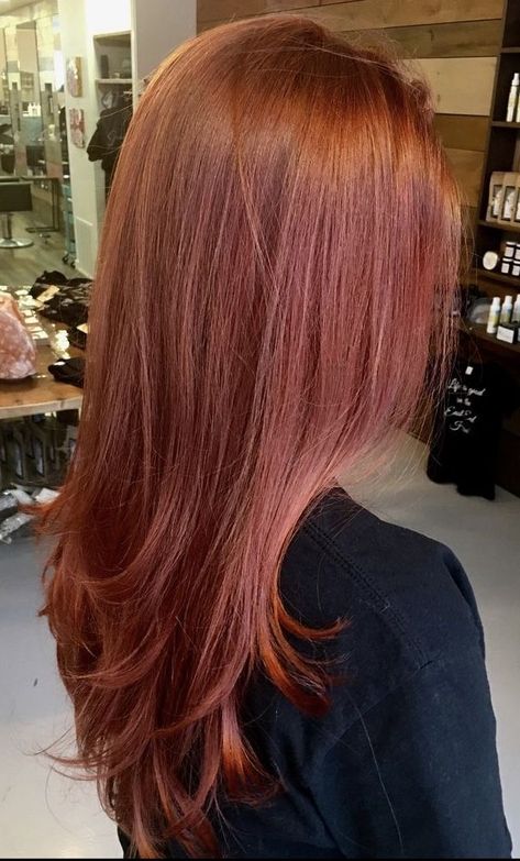 Ginger Hair Colours Shades, Light Red Dyed Hair, Ginger Reddish Hair, Red Hair Medium Length Haircuts, Orangeish Brownish Hair, Orange Reddish Hair, Red Hair With Ginger Highlights, Brownish Reddish Hair, Red Hair 2023 Trends