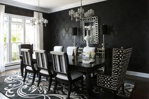 Dipped in Midnight: Monochromatic Rooms Gothic Interior Design, Black And White Dining Room, Gold Dining Room, Dark Dining Room, Dining Room Victorian, Baroque Decor, Dining Room Wallpaper, Black Dining Room, White Dining Room