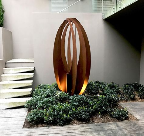 Corten Garden, Fantasy Architecture, Sculpture Studio, Metal Sculptures Garden, Marble Interior, Sculpture Design, Yard Sculptures, Garden Sculptures, Metal Sculptures