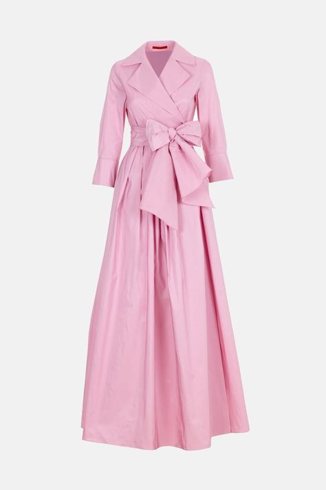 Taffeta long dress with cufflinks pink - CH Carolina Herrera United States Carolina Herrera Runway, Play Closet, Build Wardrobe, Carolina Herrera Bags, Wedding Guest Outfit Winter, Royal Clothes, Carolina Herrera Dresses, Ch Carolina Herrera, African Maxi Dresses