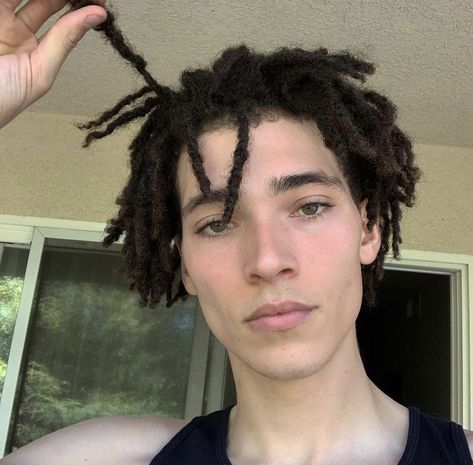 Rasta Hair, White Dreads, Dread Hairstyles For Men, Short Dreads, Dyed Hair Men, Dread Braids, Braids For Boys, Dreadlock Hairstyles For Men, Dreads Styles