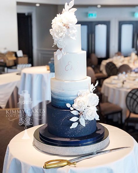 𝚆𝚎𝚍𝚍𝚒𝚗𝚐 𝙲𝚊𝚔𝚎𝚜 𝙶𝚕𝚊𝚜𝚐𝚘𝚠 on Instagram: “💙 Ellen and Scott 💙  I’ve been bursting to share this cake with you all!  This lovely pair married at @seamillhydrohotel 💙  They had such a…” Blue And Silver Wedding Cake, Royal Blue Weddings, Royal Blue Wedding Cake, Navy Blue Wedding Cake, Navy Wedding Cake, Wedding Cake Blue, Wedding Cake Dark Blue, Blue Wedding Cake, Royal Blue Wedding Cakes