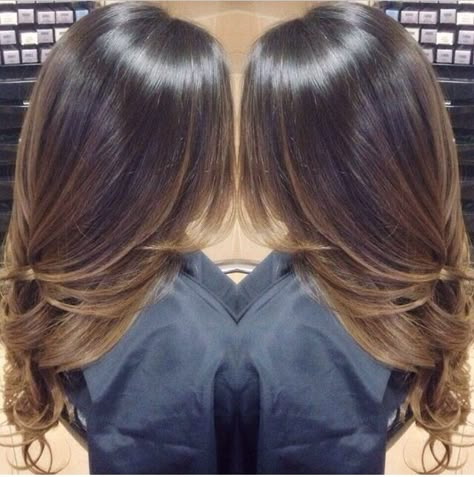 Found this on instagram, need this! Sun-kissed and calm balayage! Not so ombré which i love!! #caramel #balayage Subtle Ombre, Bronde Hair, Caramel Balayage, Baby Light, Hair Color Ideas For Brunettes, Brown Blonde Hair, Hair Color And Cut, Love Hair, Brunette Hair