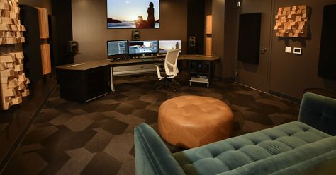 Editing Suite Office, Edit Suite, Video Editing Suite, Editing Suite, Studio Layout, Recording Studio Home, Music Studio Room, Studio Room, Office Setup