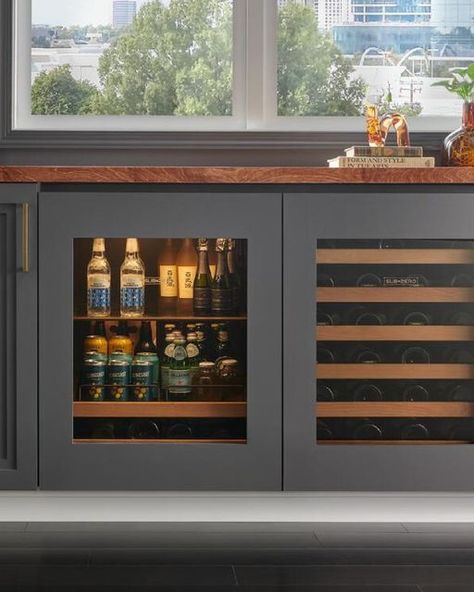 Beverage Refrigerator Under Counter, Undercounter Wine Fridge, Counter Fridge, Sub Zero Refrigerator, Undercounter Refrigerator, Under Counter Fridge, Outdoor Kitchen Bars, Ideal Kitchen, Beverage Refrigerator