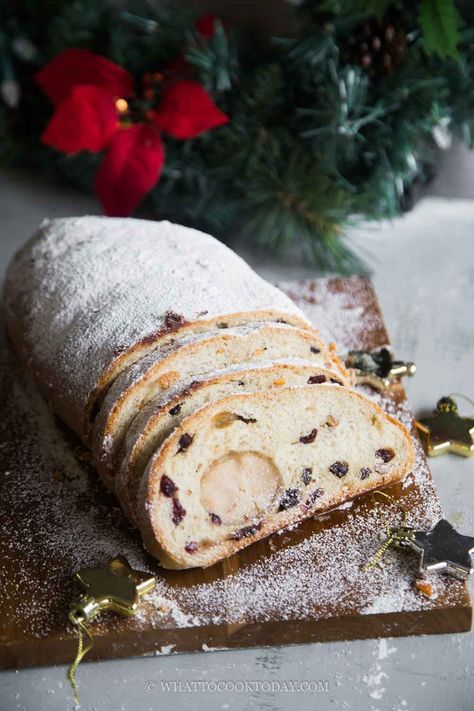 Easy Stollen with Chocolate Chips and Marzipan (Christstollen) Easy Stollen Recipe, Christmas Fruit Bread, Stollen Cake, German Stollen, Christmas Stollen, Stollen Recipe, Candied Fruits, Christmas Fruit, Easy Asian Recipes