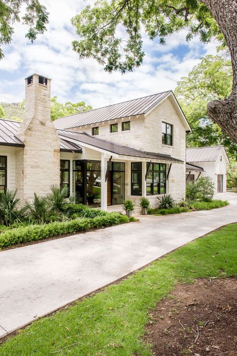 Friday Inspiration: Roundtop and Red Ledges - Studio McGee White Brick House, Rustic Farmhouse Exterior, Farmhouse Exterior Design, House Design Exterior, Austin Homes, Modern Farmhouse Exterior, Exterior Stone, Farmhouse Exterior, Studio Mcgee